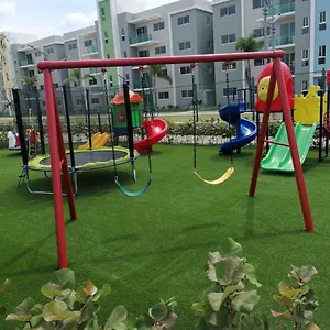 Confortable De 3 Tres Habitaciones, Con Hermosa Vista De Area Verde, Ademas De Piscinas Y Juegos Infantiles En Area Recreativa Santiago De Los Caballeros