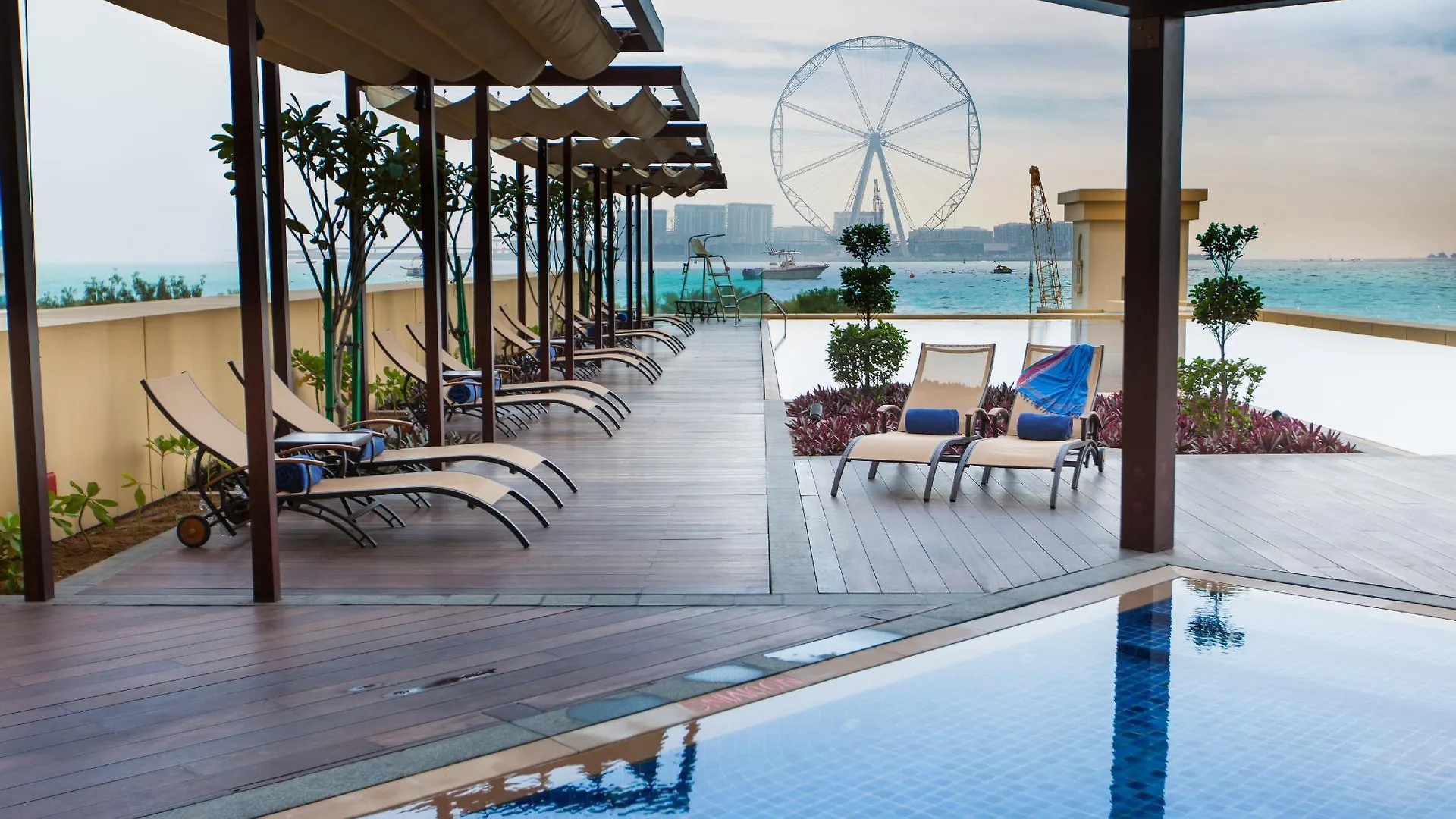 Ja Ocean View Hotel, Jumeirah Beach Dubai Hotel